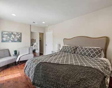3707 Exposition Boulevard - Photo Thumbnail 17