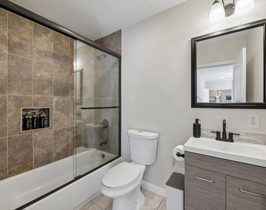 3707 Exposition Boulevard - Photo Thumbnail 19