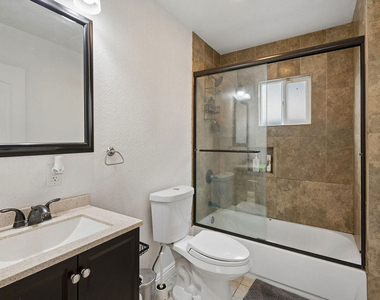 3707 Exposition Boulevard - Photo Thumbnail 11