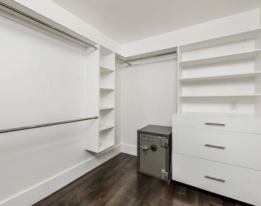 5949 Abernathy Drive - Photo Thumbnail 13