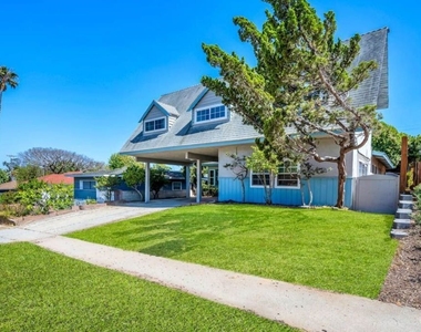 7318 W 88th Street - Photo Thumbnail 2