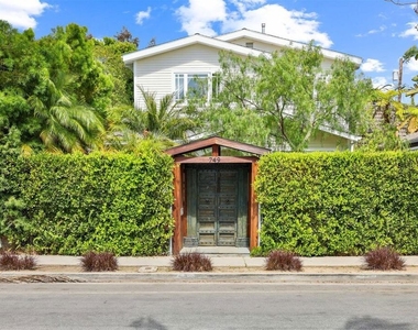 749 Milwood Avenue - Photo Thumbnail 21