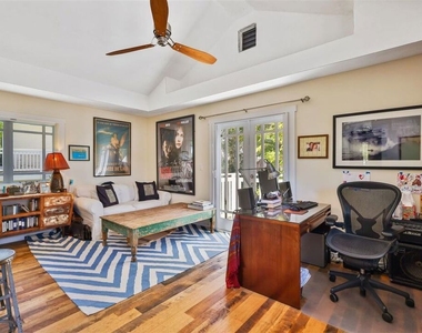 749 Milwood Avenue - Photo Thumbnail 7