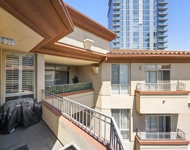 1501 Front St - Photo Thumbnail 4