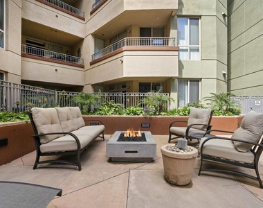1501 Front St - Photo Thumbnail 38