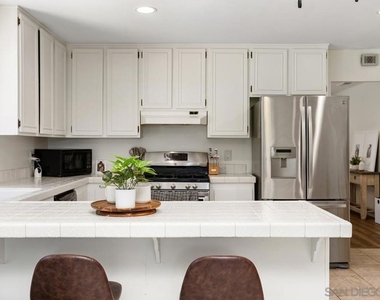 4105 Auburn Ave - Photo Thumbnail 12