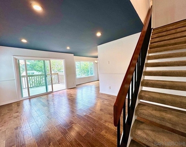 10535 Caminito Banyon - Photo Thumbnail 4