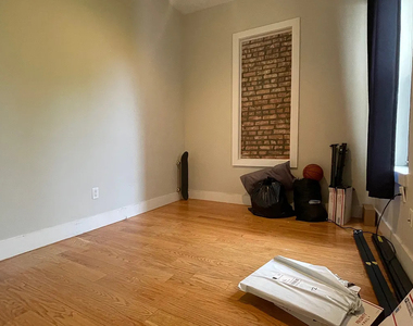 772 Jefferson Avenue - Photo Thumbnail 2