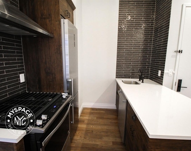 18-24 Palmetto Street - Photo Thumbnail 2