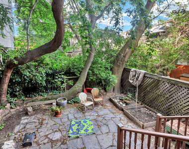 457 Clinton Ave - Photo Thumbnail 3