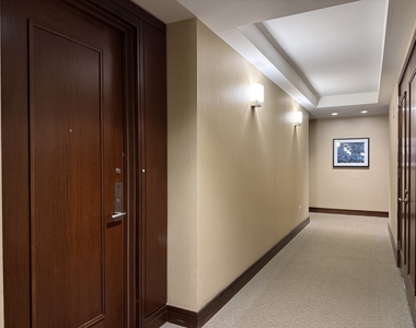 30  West St - Photo Thumbnail 11