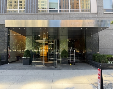 30  West St - Photo Thumbnail 17