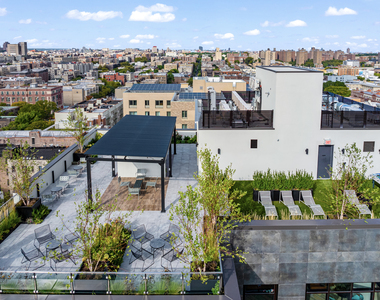 299 East 161st Street - Photo Thumbnail 5