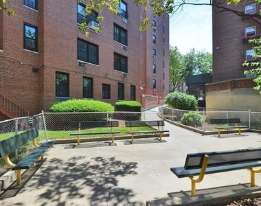 139-15 83rd Avenue - Photo Thumbnail 16