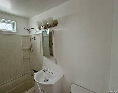 126 Flower Road - Photo Thumbnail 4