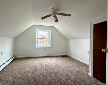 126 Flower Road - Photo Thumbnail 5