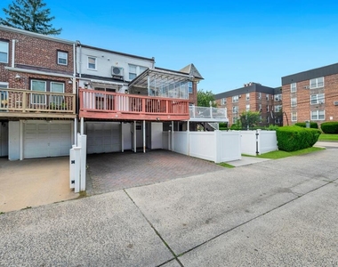 19 Dartmouth Street - Photo Thumbnail 3
