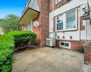 19 Dartmouth Street - Photo Thumbnail 2