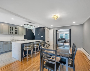 19 Dartmouth Street - Photo Thumbnail 15