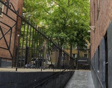 41-30 46th Street - Photo Thumbnail 14