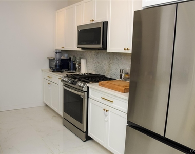 41-30 46th Street - Photo Thumbnail 8