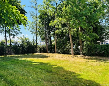 46 Totten Place - Photo Thumbnail 22