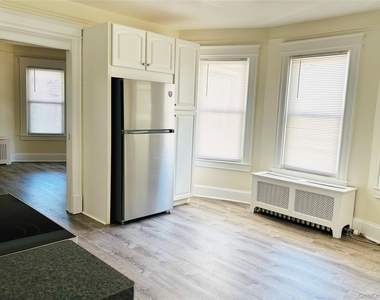 46 Totten Place - Photo Thumbnail 3