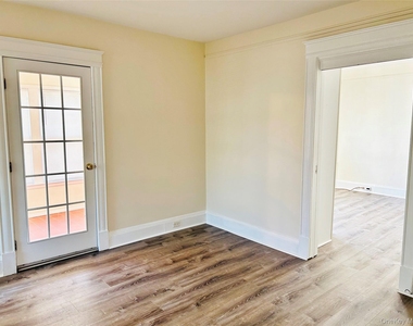46 Totten Place - Photo Thumbnail 6