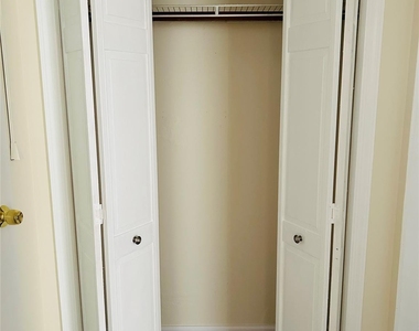 46 Totten Place - Photo Thumbnail 17