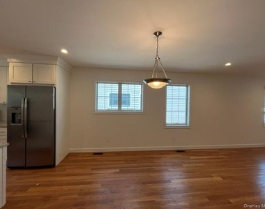 54 Ashwood Road - Photo Thumbnail 6