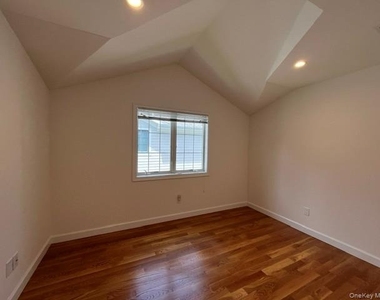 54 Ashwood Road - Photo Thumbnail 9