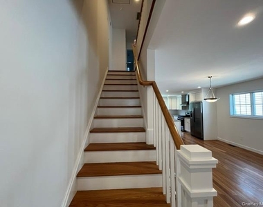 54 Ashwood Road - Photo Thumbnail 8