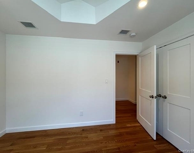 54 Ashwood Road - Photo Thumbnail 10