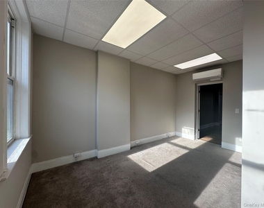 19 North Street - Photo Thumbnail 4