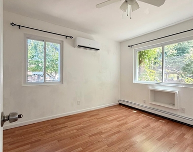 21618 39th Avenue - Photo Thumbnail 7