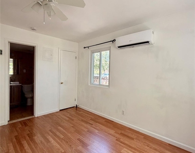 21618 39th Avenue - Photo Thumbnail 8