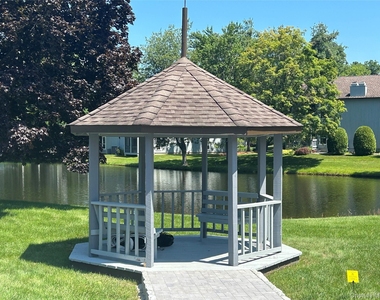 15 Pond Drive W - Photo Thumbnail 15