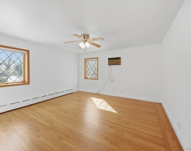 54 Vernon Parkway - Photo Thumbnail 12
