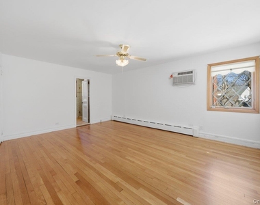 54 Vernon Parkway - Photo Thumbnail 9