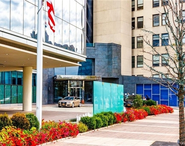16 Lake Street - Photo Thumbnail 16