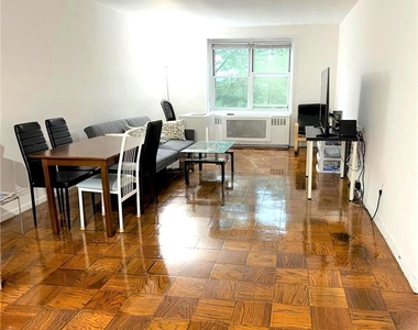 16 Lake Street - Photo Thumbnail 5