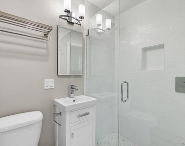 7 Madison Street - Photo Thumbnail 14