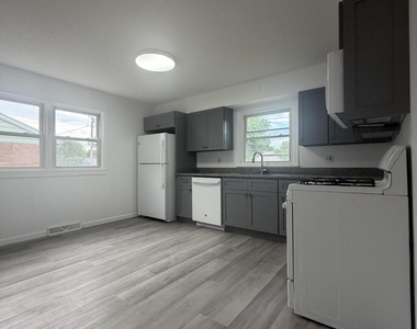 5 Saybrook Drive - Photo Thumbnail 6