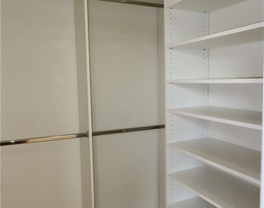 544 E Celebration Way - Photo Thumbnail 20