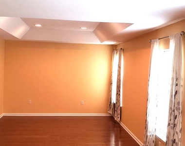 4 Blake Drive - Photo Thumbnail 10