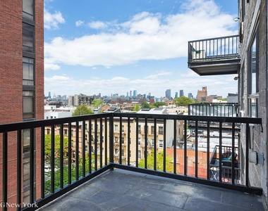 572 5th Avenue - Photo Thumbnail 4