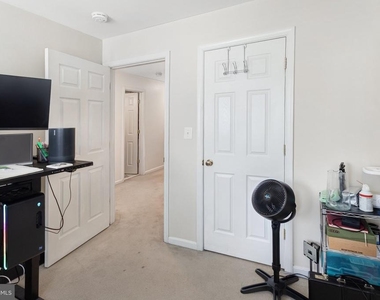 12703 Gartney Lane - Photo Thumbnail 25