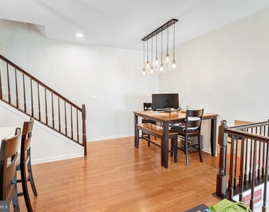 12703 Gartney Lane - Photo Thumbnail 11