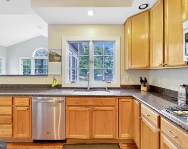 43364 Deepspring Court - Photo Thumbnail 11