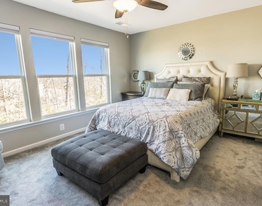 42674 Orefield Terrace - Photo Thumbnail 5